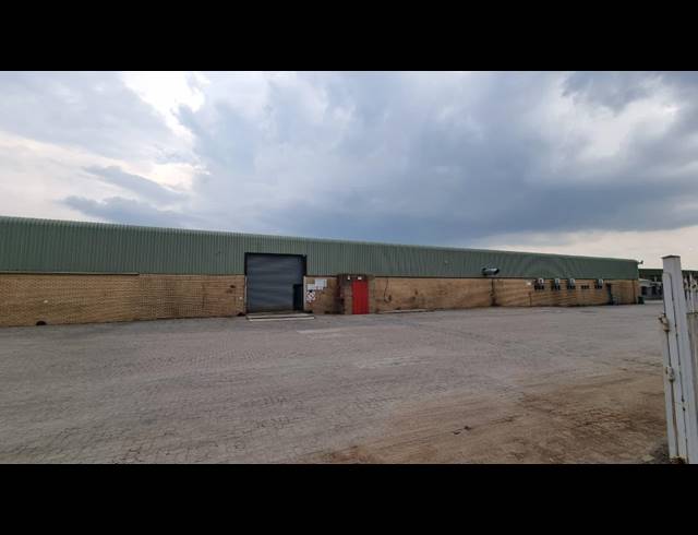 6,972M² WAREHOUSE TO LET IN HUGHES